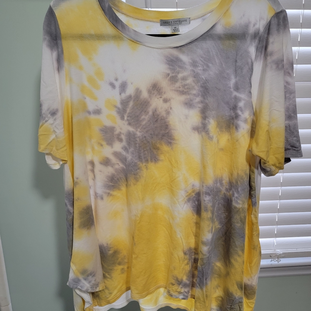 Green Envelope tie dye shirt